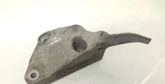 Opel Astra J Engine mounting bracket 13365327