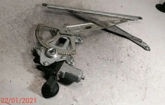 Toyota Prius (XW20) Rear door window regulator with motor 8571035180