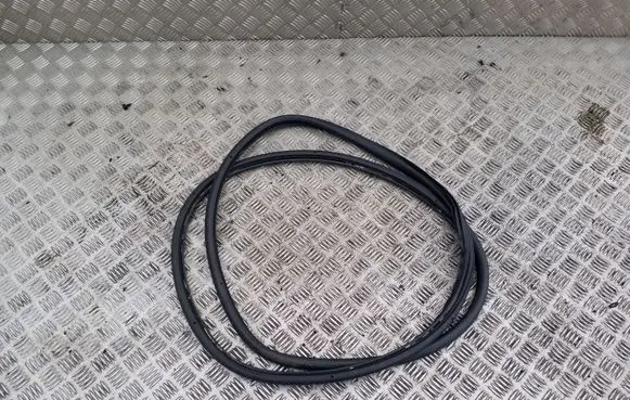 Volkswagen Touareg I Rubber seal rear door 7L0839911E