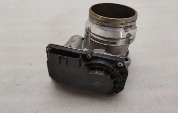 Volvo XC90 Throttle valve 31293736