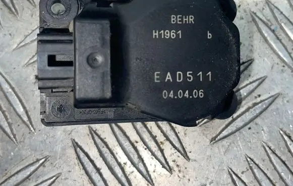 Opel Movano A Air flap motor/actuator EAD511 040406 H1961