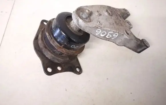 Volkswagen Polo IV 9N3 Engine mount bracket 6q0199262bf