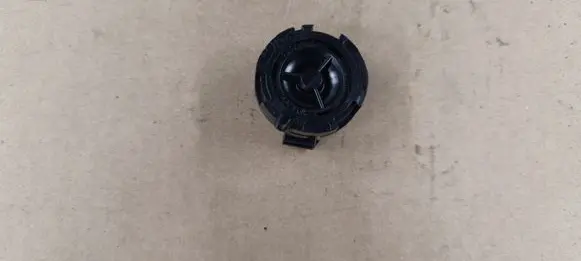 Maserati Ghibli Front door high frequency speaker 90220027004A