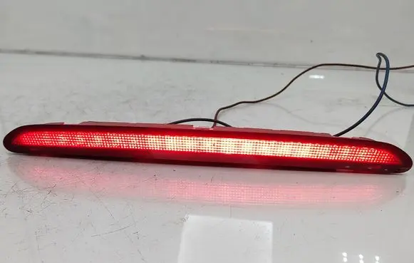 Volkswagen PASSAT B6 Third/center stoplight 1K6945097A
