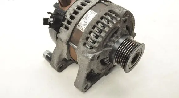 Ford Focus C-MAX Generator/alternator 3M5T10300PD