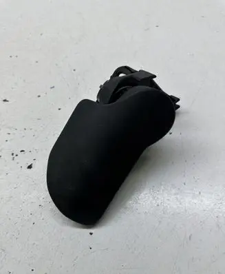Engine bonnet (hood) release handle