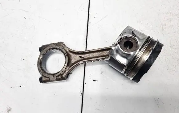 Piston with connecting rod