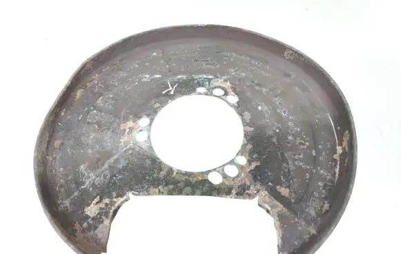 Opel Insignia A Rear brake disc plate dust cover 