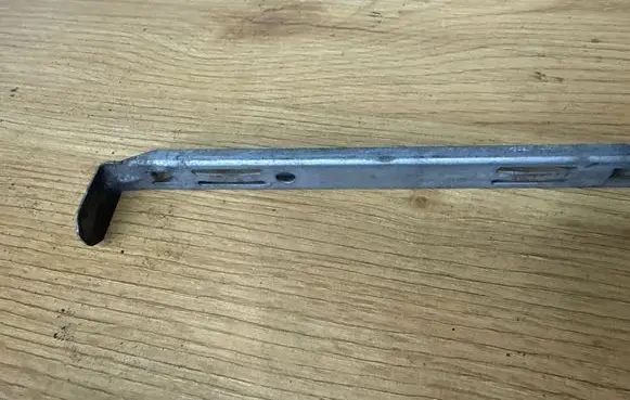 Volvo XC90 Headlight/headlamp mounting bracket 8637182