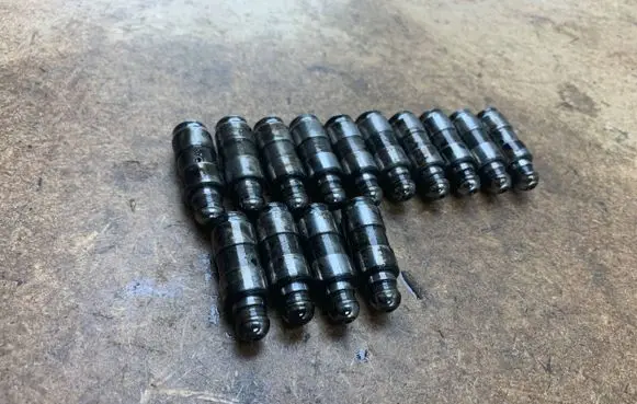 BMW X3 E83 Tappets lifter 2249817 11332249817 11332247722