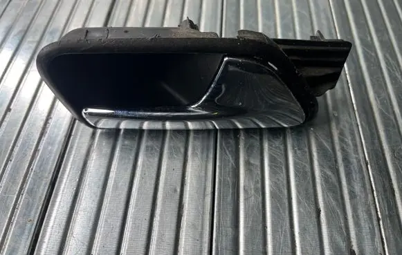 Volkswagen Caddy Front door interior handle 1T1837114C