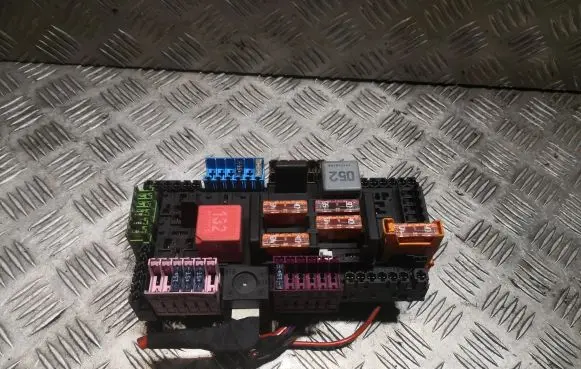 Mercedes-Benz E W213 Fuse box set 2139068801 A2139068801