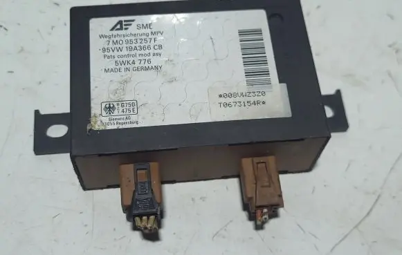 Ford Galaxy Immobilizer control unit/module 7M0953257F 95VW19A366CB 5WK4776