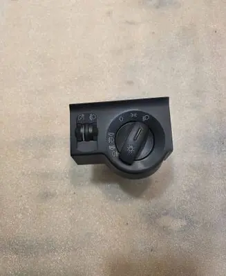 Audi A2 Light switch 8Z1941531