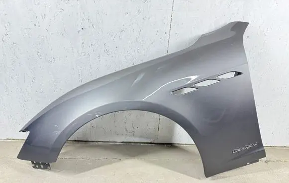 Maserati Ghibli Fender