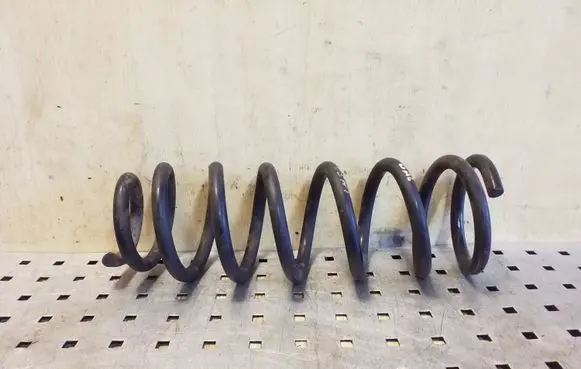 Toyota Corolla Verso AR10 Rear coil spring