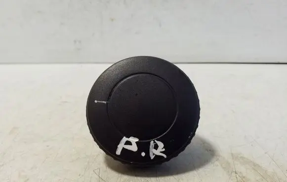 Volkswagen Golf Plus Seat adjustment knob 1K0881673A