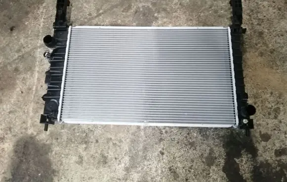 Coolant radiator