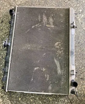 Nissan X-Trail T30 Coolant radiator