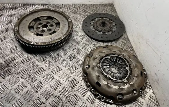 Audi A3 S3 A3 Sportback 8P Clutch set kit 03L105266BQ 022141031S
