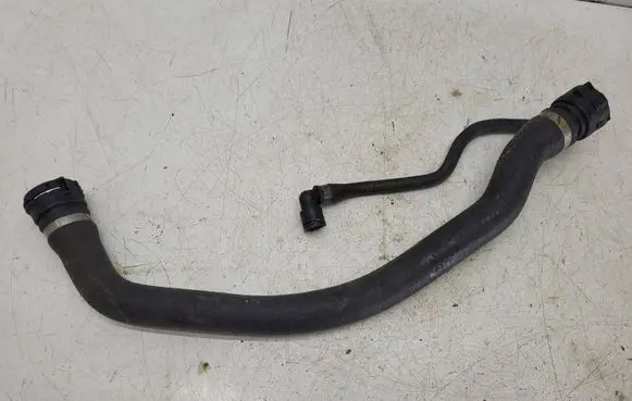 BMW 5 E60 E61 Engine coolant pipe/hose