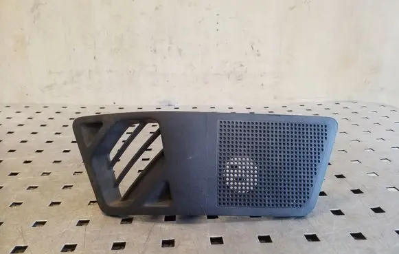 Nissan X-Trail T31 Subwoofer grill/trim 28176JG00A