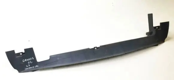 Mitsubishi Grandis Intercooler air guide/duct channel MR958114