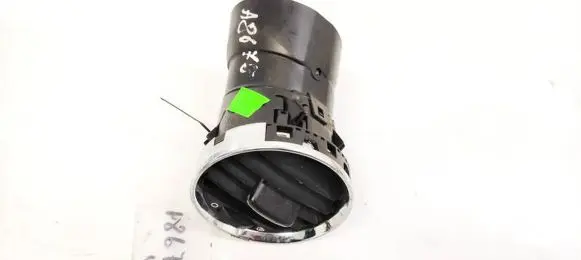 Peugeot 5008 Dash center air vent grill