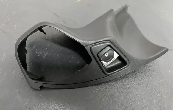 Iveco Daily 6th gen Handbrake/parking brake auto hold switch 58023765760 167590