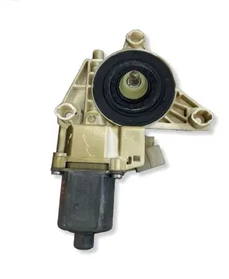 Mercedes-Benz E W212 Rear door window regulator motor A2048200642 961108100