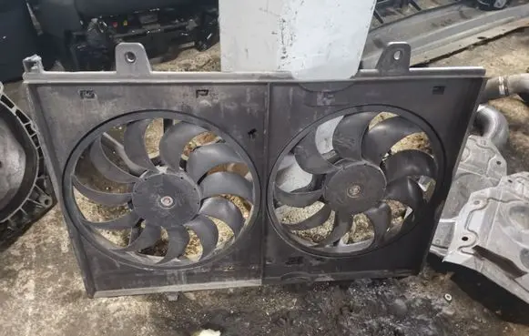 Nissan X-Trail T31 Fan set 