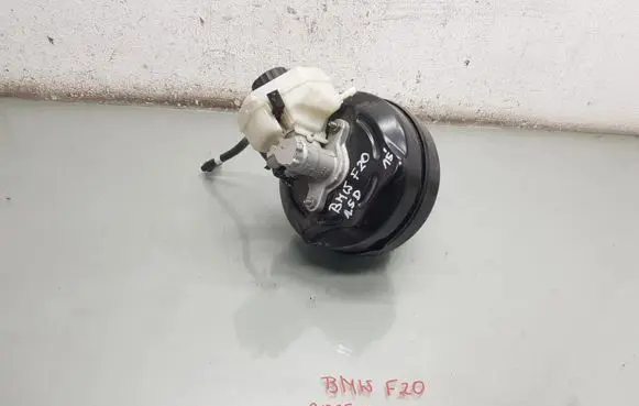 BMW 1 F20 F21 Brake booster 6798418