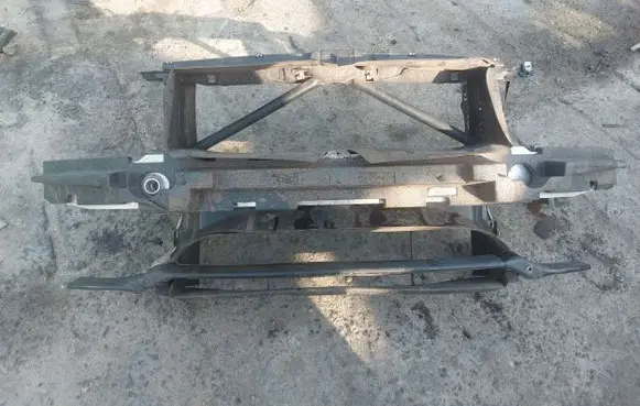 BMW 1 F20 F21 Radiator support slam panel 7245786 8670933