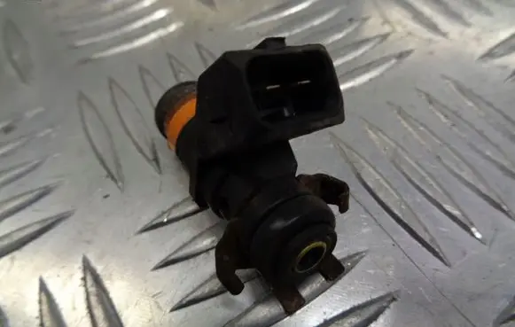 Renault Thalia I Fuel injectors set H029611