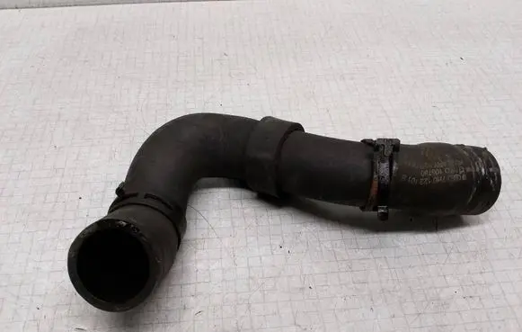 Volkswagen Transporter - Caravelle T5 Engine coolant pipe/hose 7H0122101E 106780