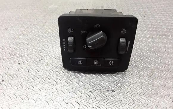 Volvo V50 Light switch 30669736