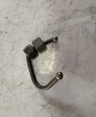Suzuki Grand Vitara II Fuel injector supply line/pipe 