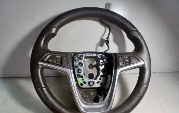 Opel Insignia A Steering wheel 13306886 04LV0F000315 8202