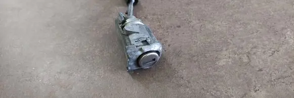 Audi A6 C7 Front door lock (next to the handle) 4G1837167