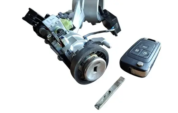 Opel Insignia A Ignition lock 5901867AJ 13383062 13504286