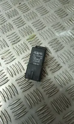 Ford Focus C-MAX Glow plug pre-heat relay 3M5T12A343AA 51252003 020704