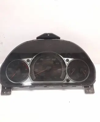 Honda CR-V Speedometer (instrument cluster) HR0333098 78100E311