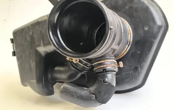 Intake resonator