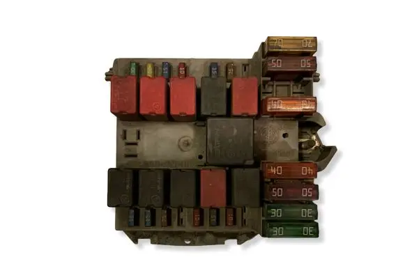 Peugeot Boxer Fuse module 1332043080 A204308005765 133204300
