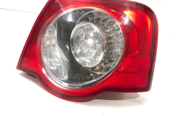 Volkswagen PASSAT B6 Rear/tail lights