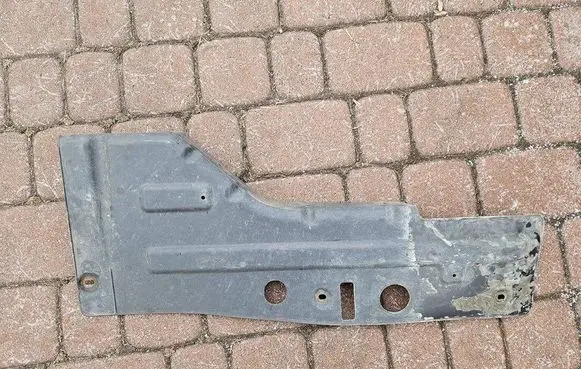 Opel Zafira C Engine splash shield/under tray 13280107