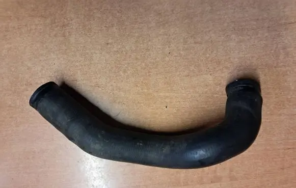 Mercedes-Benz E W124 Engine coolant pipe/hose 1245014382