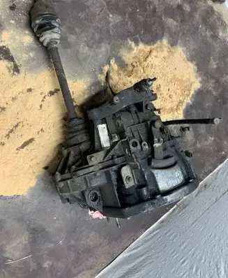 Opel Vivaro Manual 5 speed gearbox PK5019 1612200307 7741718609