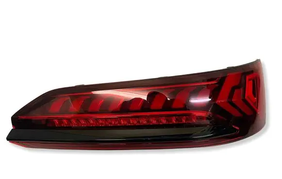 Audi Q7 4M Rear/tail lights 4M0945094H
