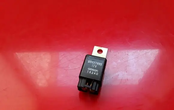 Mitsubishi Pajero Sport I Other relay MB627895 1624D